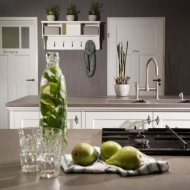 Robuuste keuken met peren