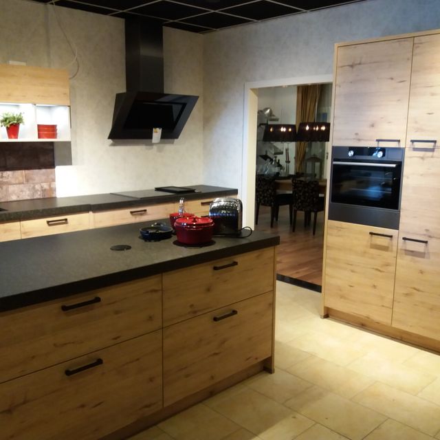 Robuuste keuken met oven