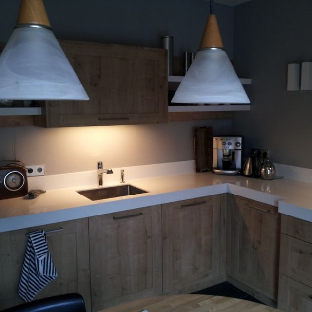 Keuken met sfeervolle verlichting